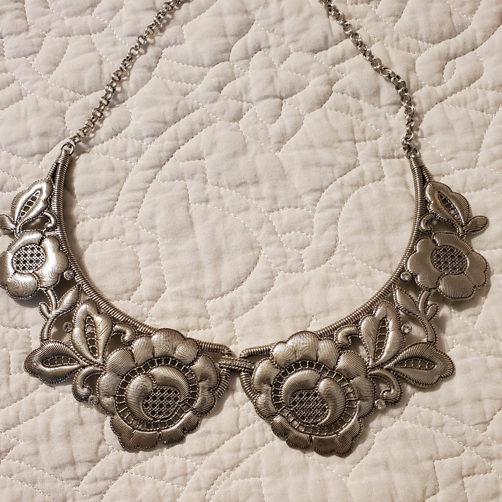 Brighton Victorian  Silver Rose Bib Lace Collar Necklace